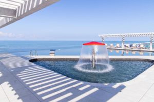 Отель Ирина Сочи Лоо пляж Лучезарный бассейн с фонтаном